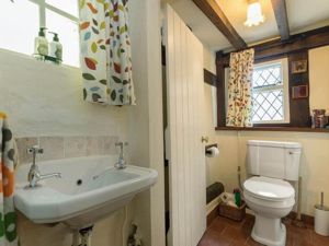 Cloakroom- click for photo gallery